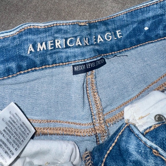 American Eagle Hi-Rise Shortie Shorts Size 6 - Picture 2 of 4